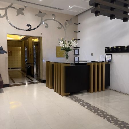 The Palace Suites Al Khobar Exteriör bild
