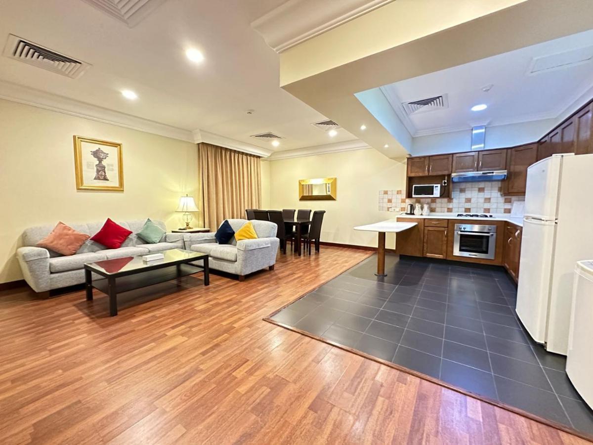 The Palace Suites Al Khobar Exteriör bild