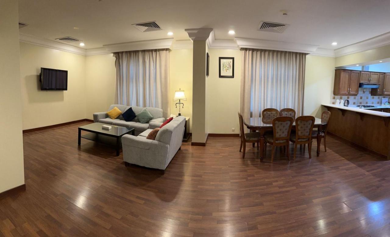 The Palace Suites Al Khobar Exteriör bild