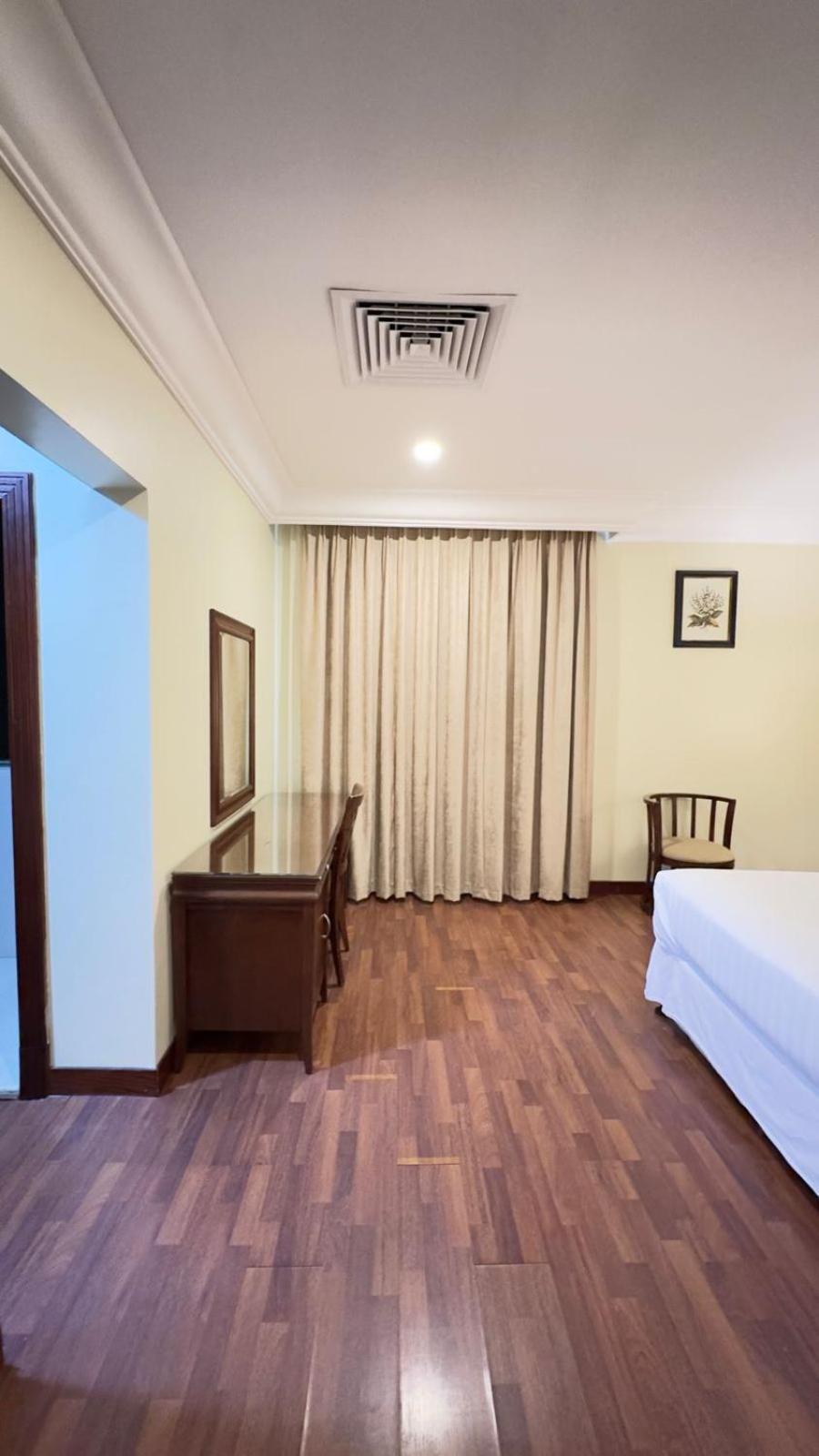 The Palace Suites Al Khobar Exteriör bild