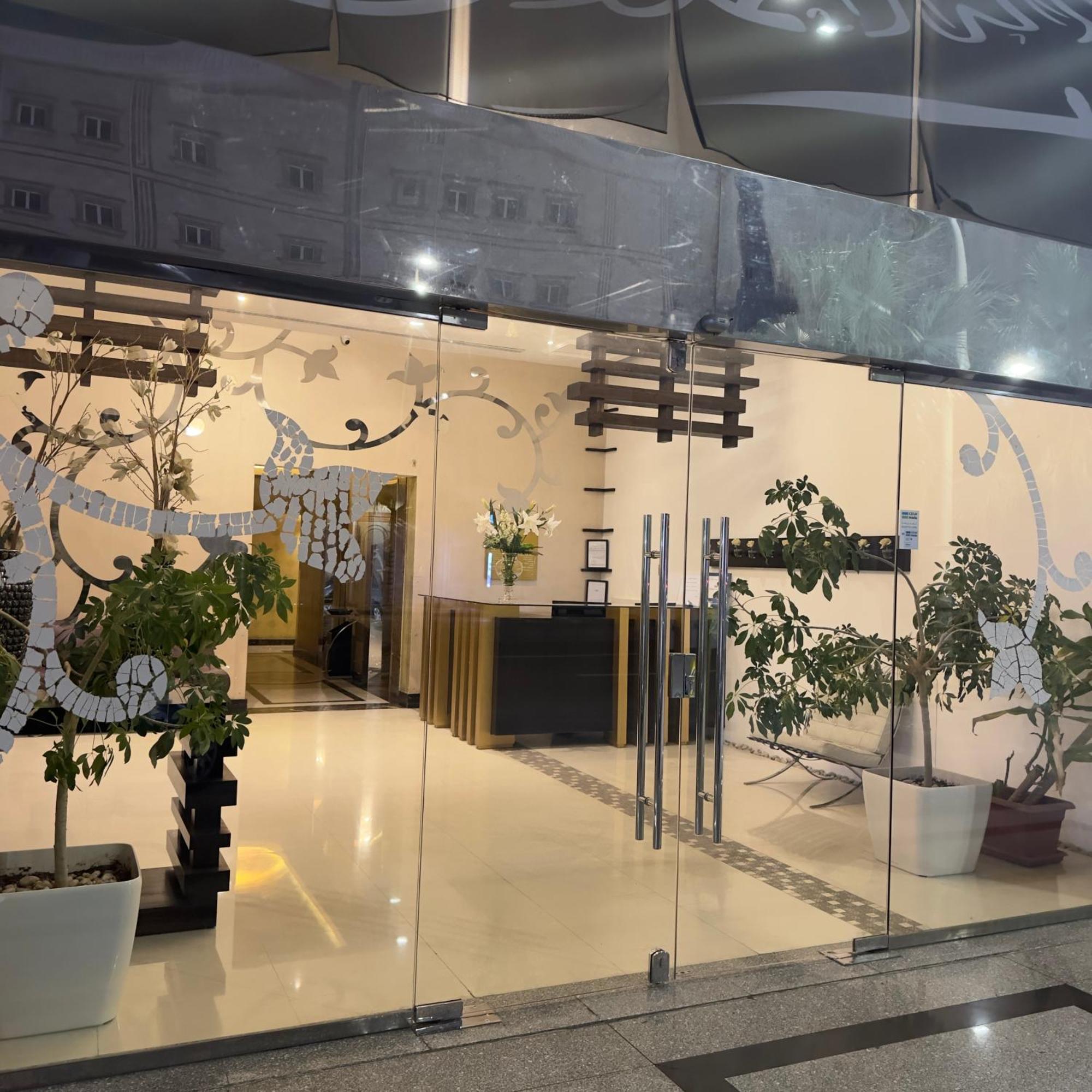 The Palace Suites Al Khobar Exteriör bild